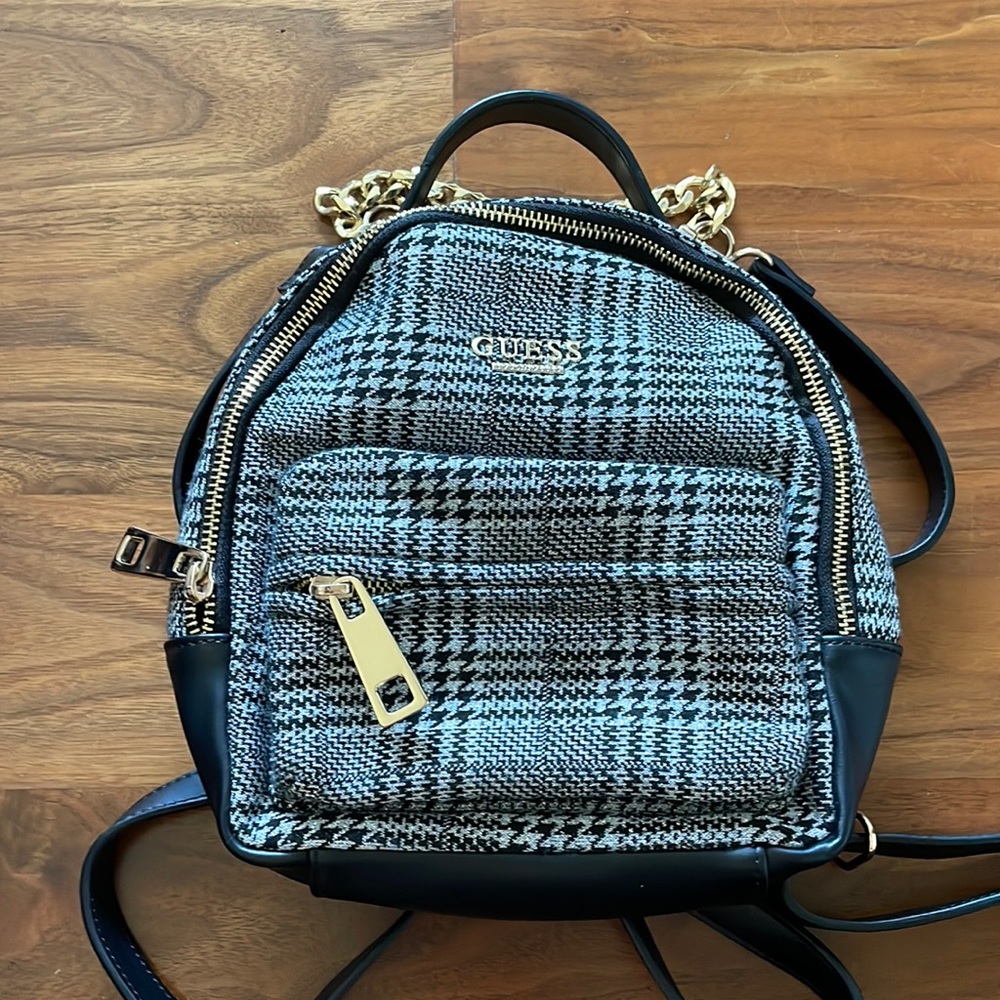Guess convertible mini backpack crossbody
